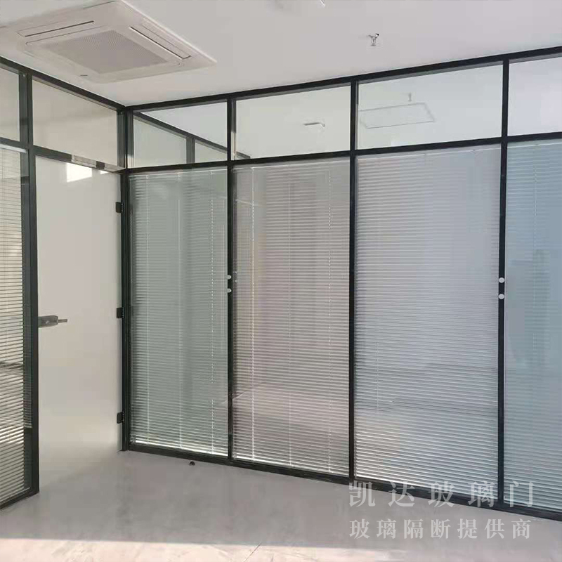 隔斷工程地止，山鋼新天地1012室